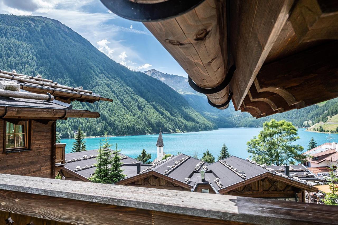 Hotel & Chalets Edelweiss Madonna  Exterior photo