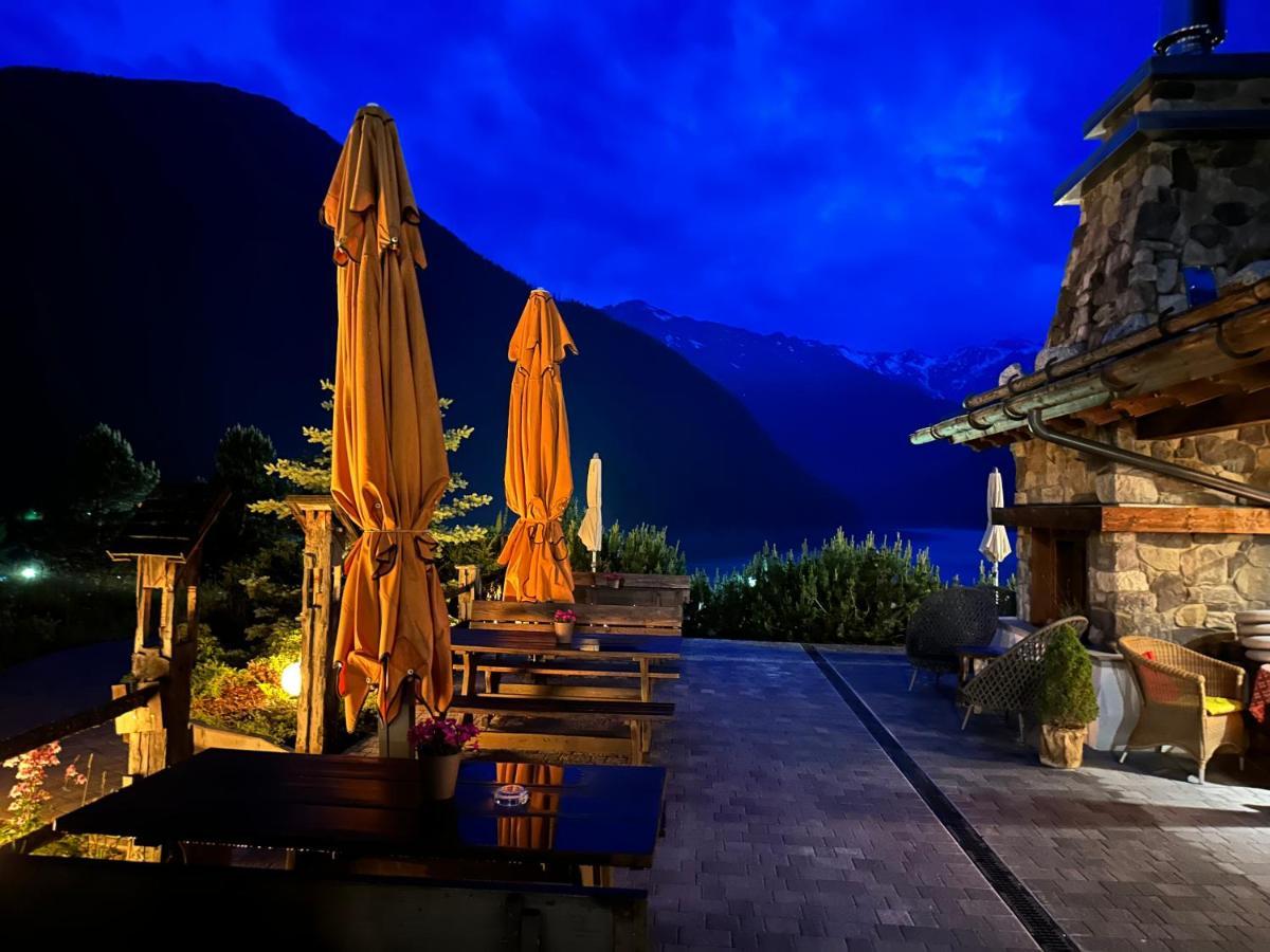 Hotel & Chalets Edelweiss Madonna  Exterior photo