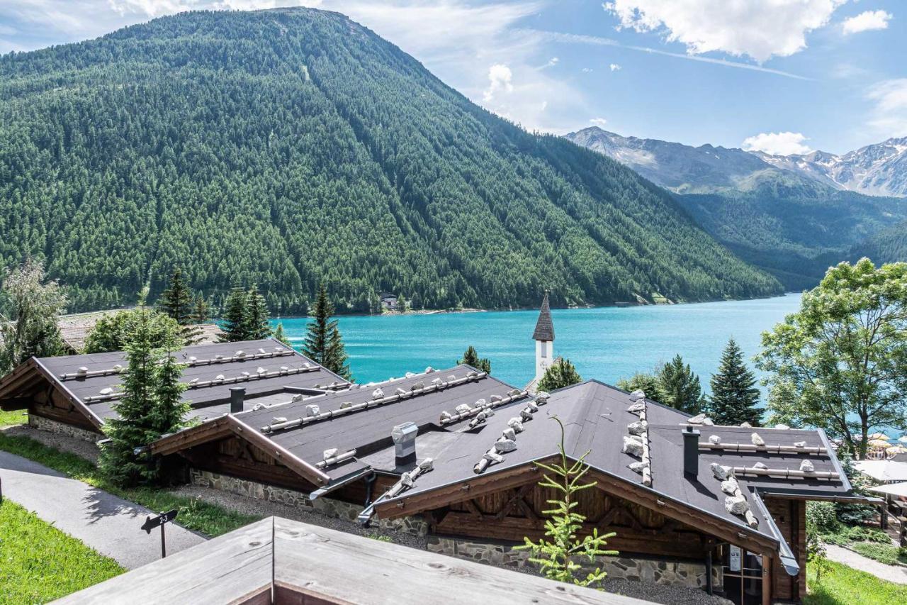 Hotel & Chalets Edelweiss Madonna  Exterior photo