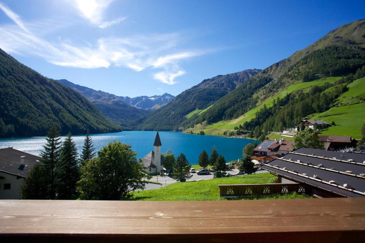 Hotel & Chalets Edelweiss Madonna  Exterior photo