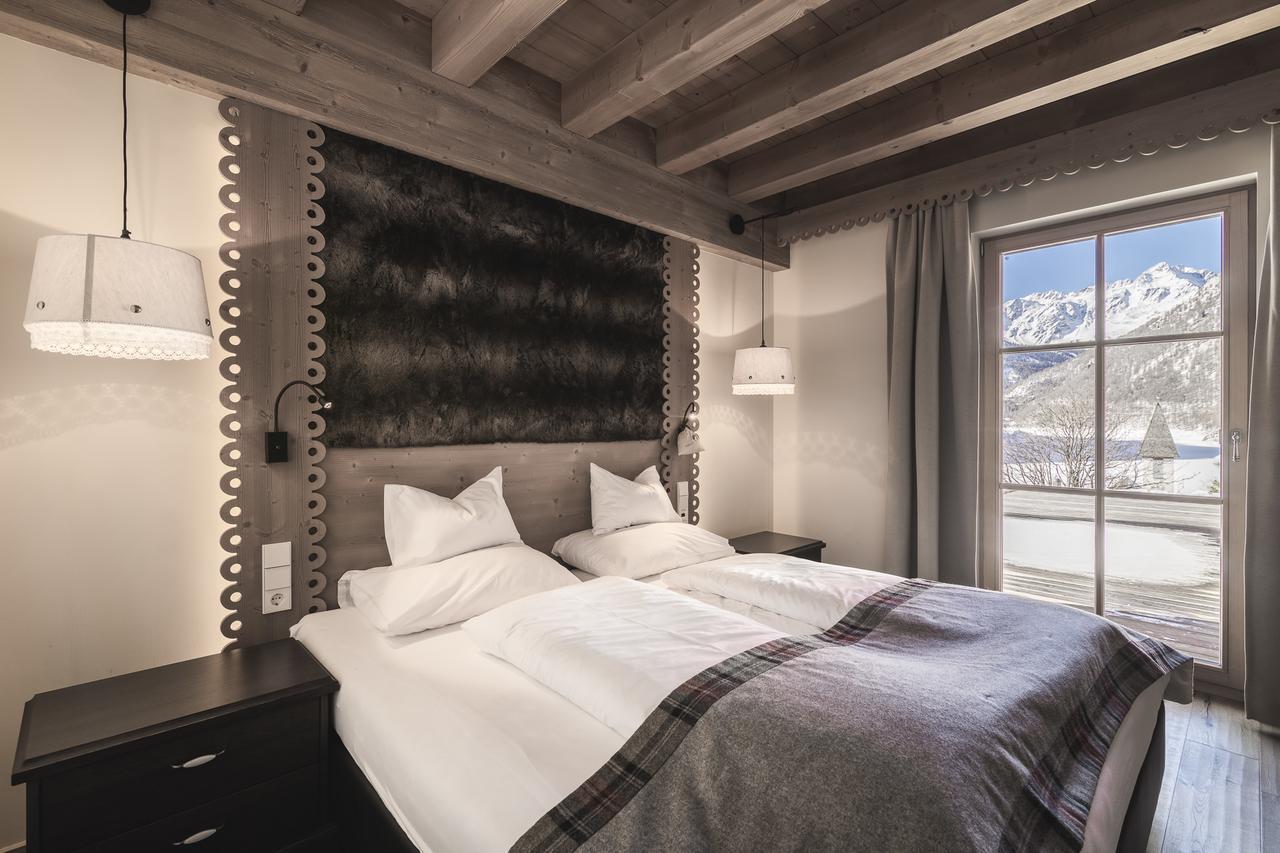 Hotel & Chalets Edelweiss Madonna  Exterior photo